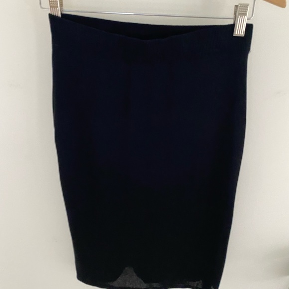 Gucci Vest and Skirt - Picture 9 of 12